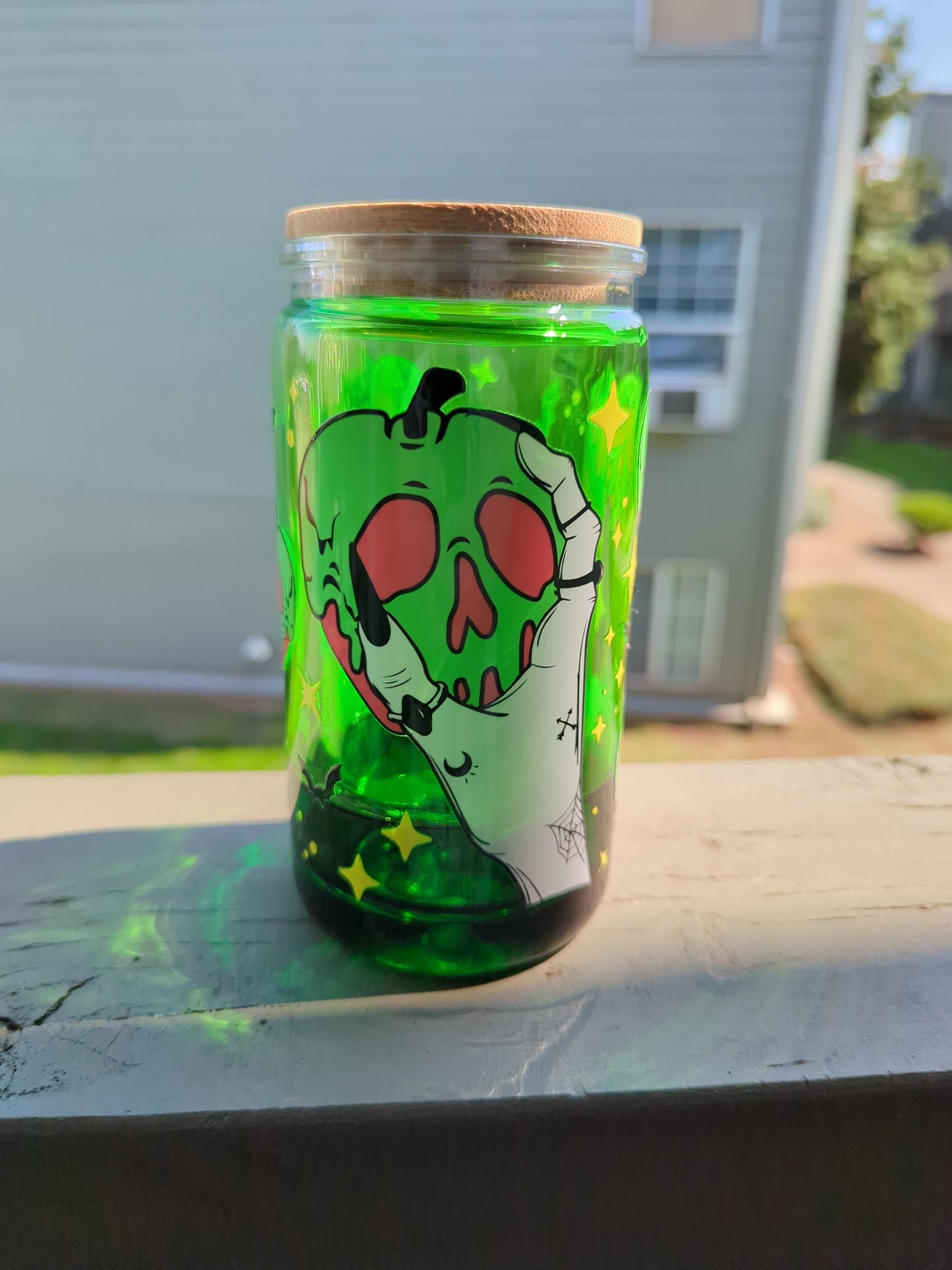 Poison apple tumbler