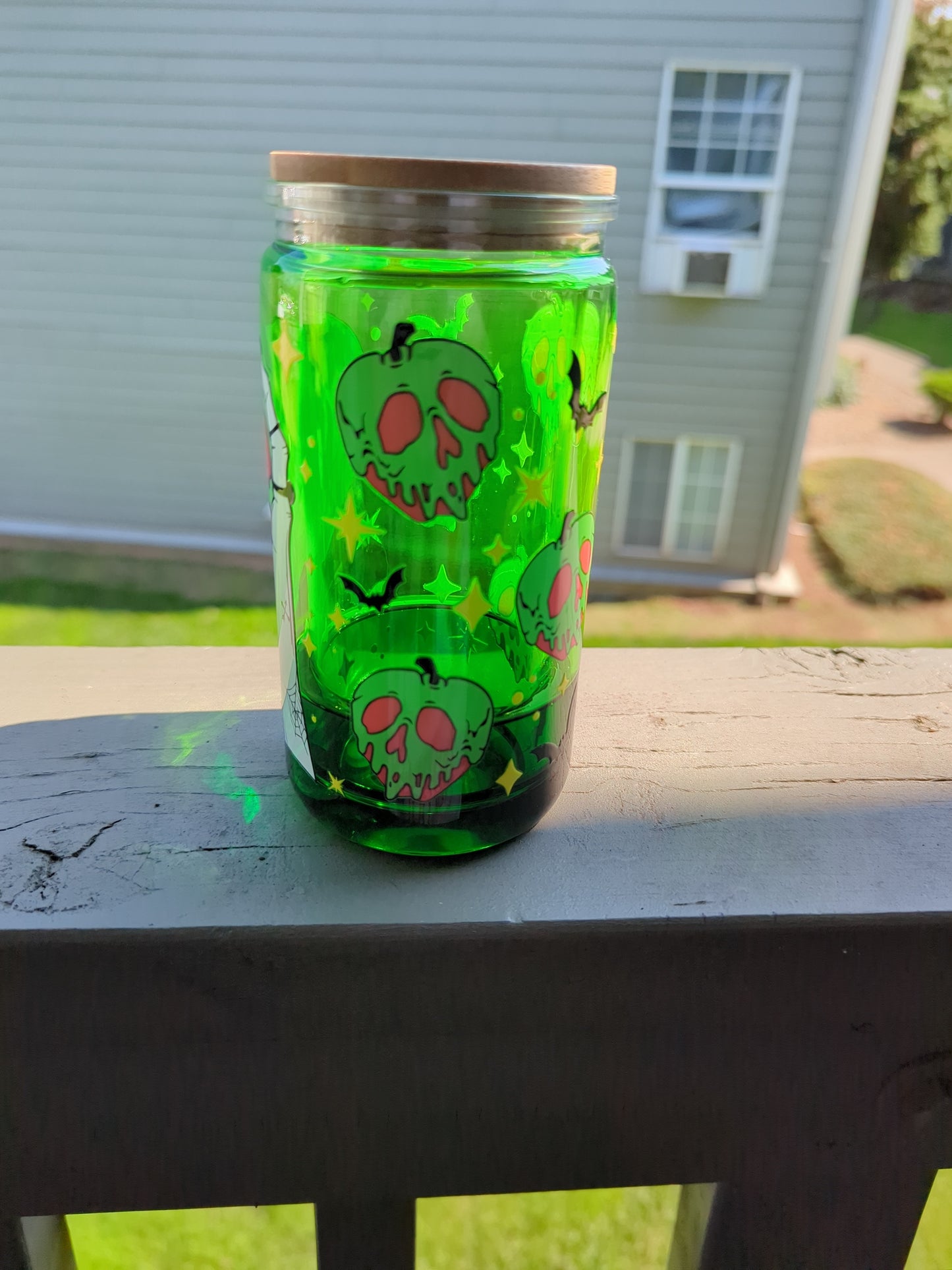 Poison apple tumbler